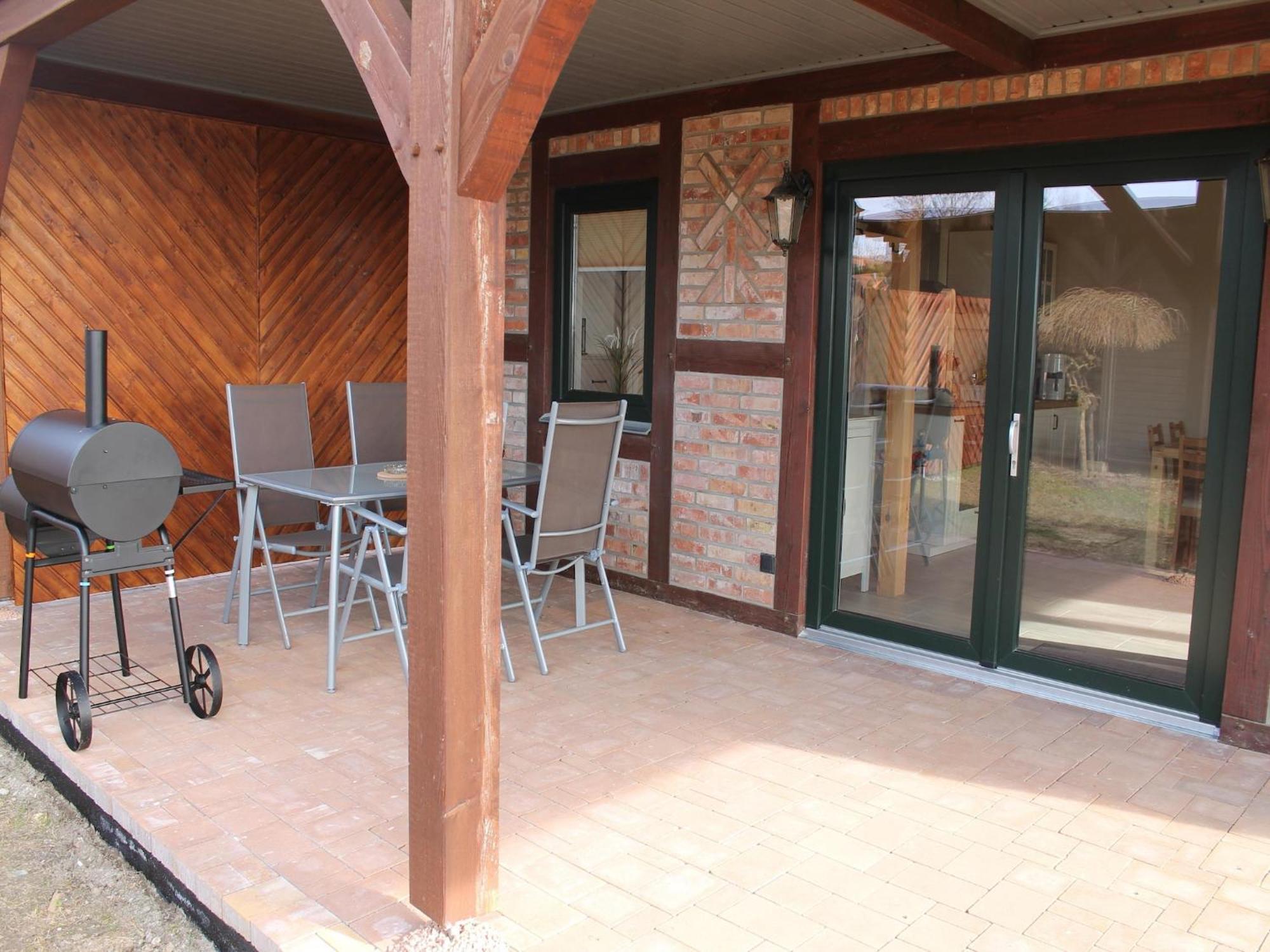 Modern Holiday Home In Brusow With Roofed Terrace Kröpelin 外观 照片